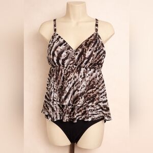 MagicSuit Swimdress Swimsuit Size 14 Tummy Control Animal Print Ruffle One Piece